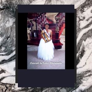 Sherri Hill Dress🚨I only sell through Poshmark🚨